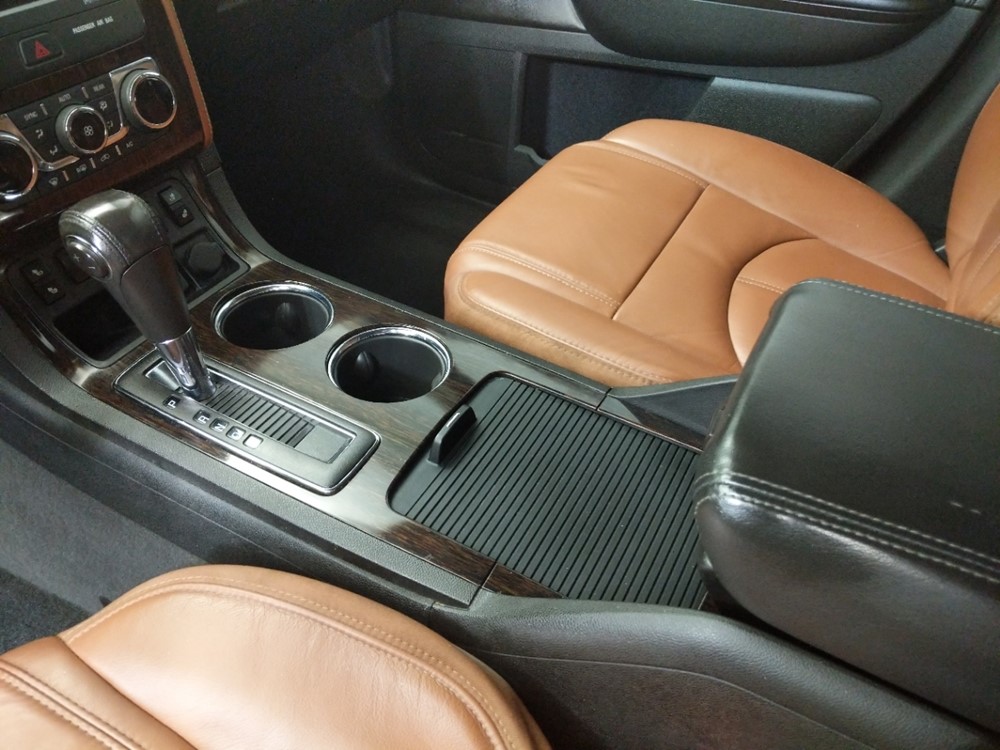 2015 Chevrolet Traverse - Center Console/Cup Holders