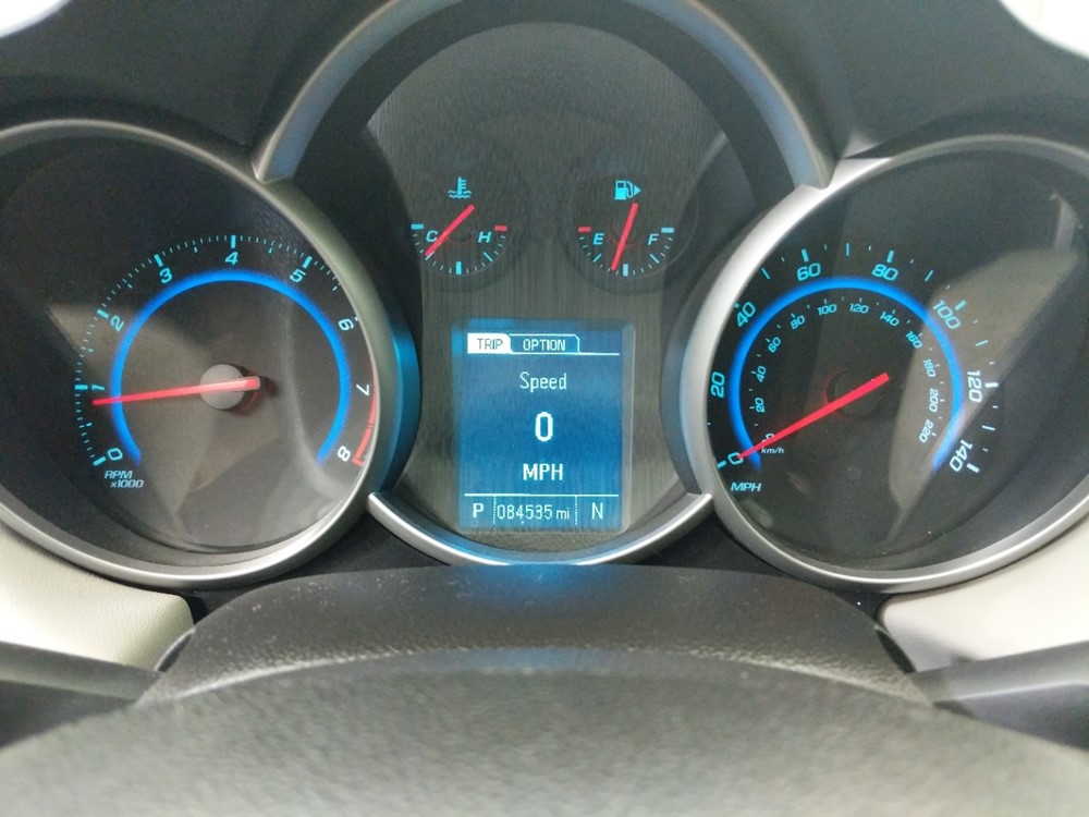 2016 Chevrolet Cruze - Odometer Close Up
