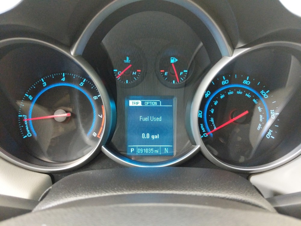 2014 Chevrolet Cruze - Odometer Close Up
