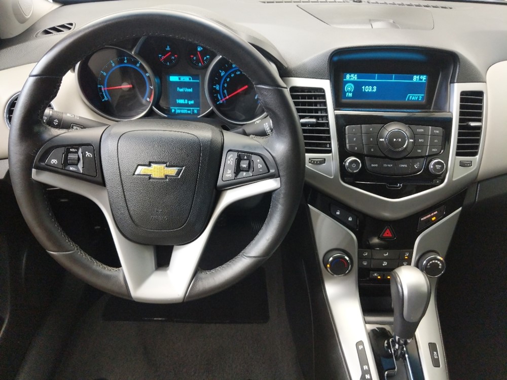 2014 Chevrolet Cruze - Driver Dash