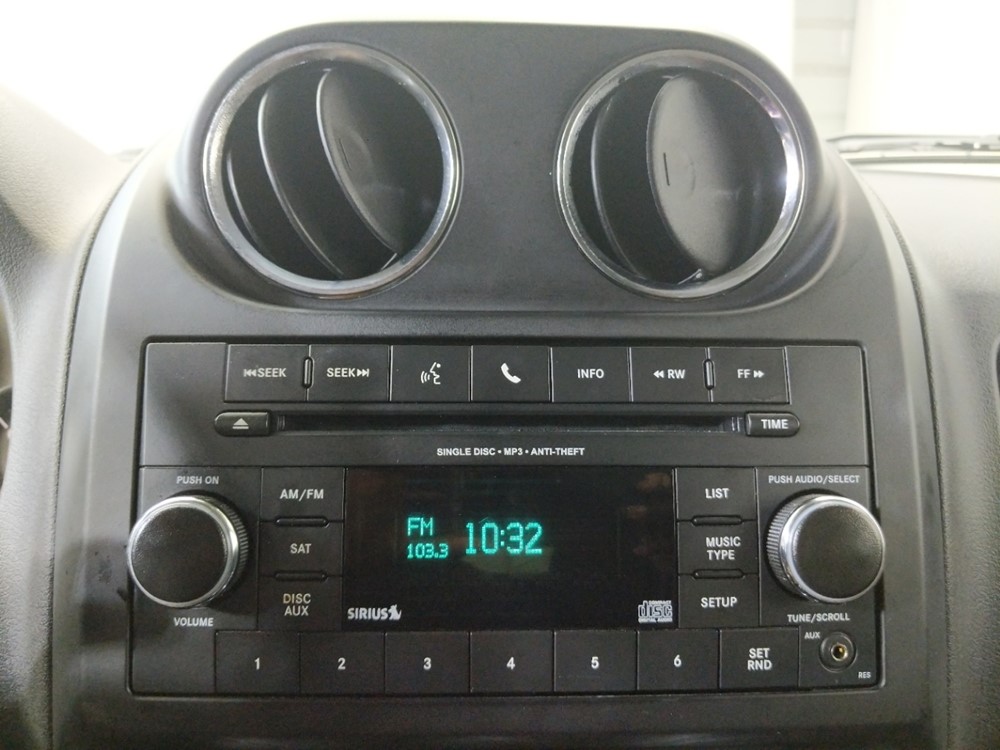 2017 Jeep Patriot - Stereo Package
