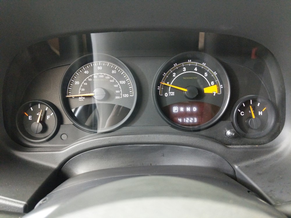 2017 Jeep Patriot - Odometer Close Up