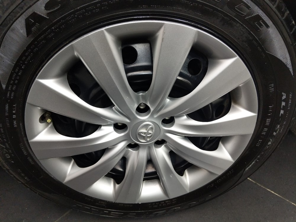 2013 Toyota Corolla - Wheel