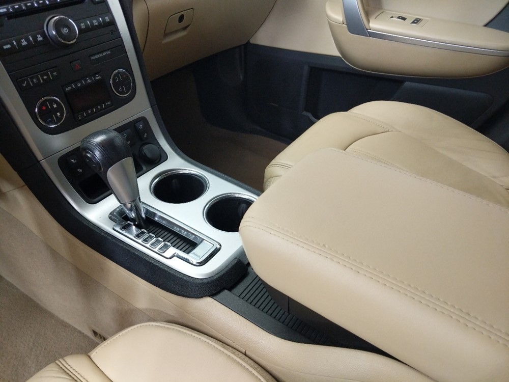 2012 GMC Acadia - Center Console/Cup Holders