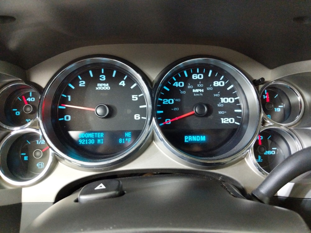 2010 Chevrolet Silverado 1500 - Odometer Close Up