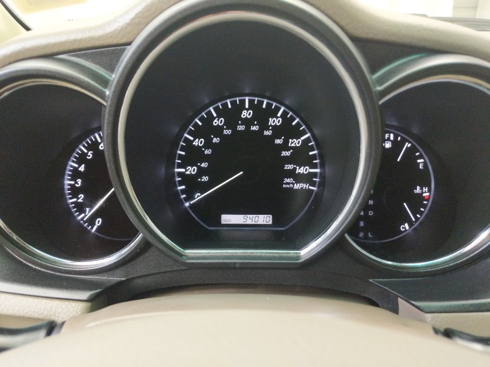 2008 Lexus RX 350 - Odometer Close Up
