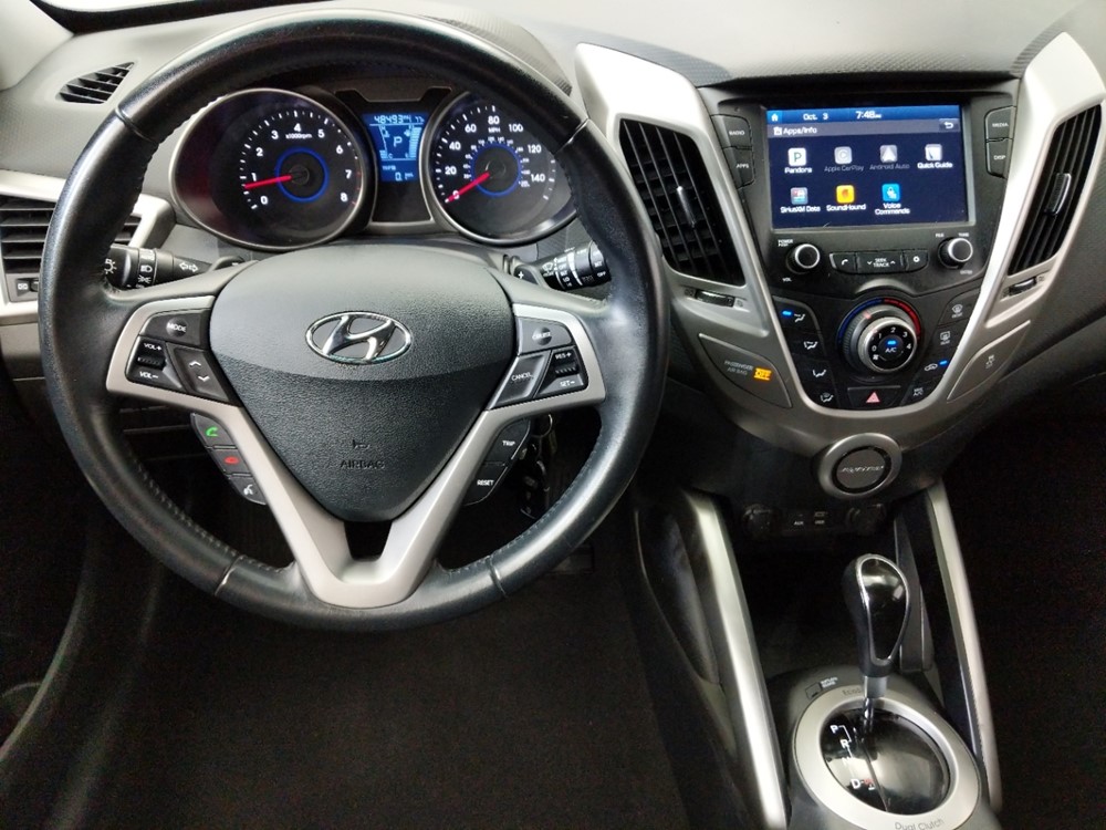 2017 Hyundai Veloster - Driver Dash
