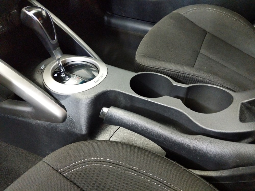 2017 Hyundai Veloster - Center Console/Cup Holders