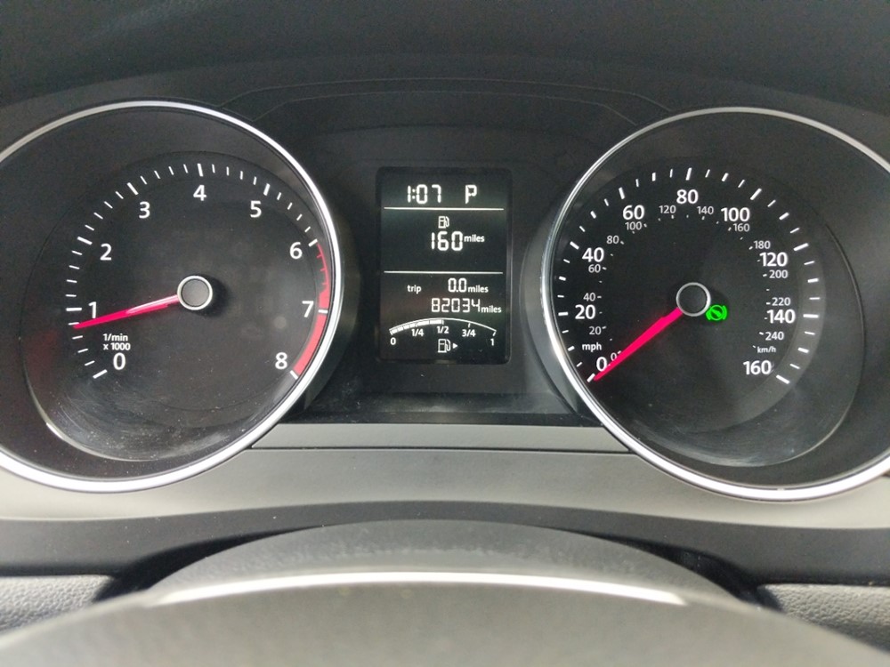 2015 Volkswagen Jetta - Odometer Close Up