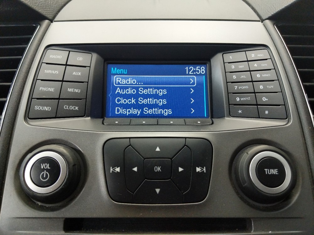 2014 Ford Taurus - Stereo Package