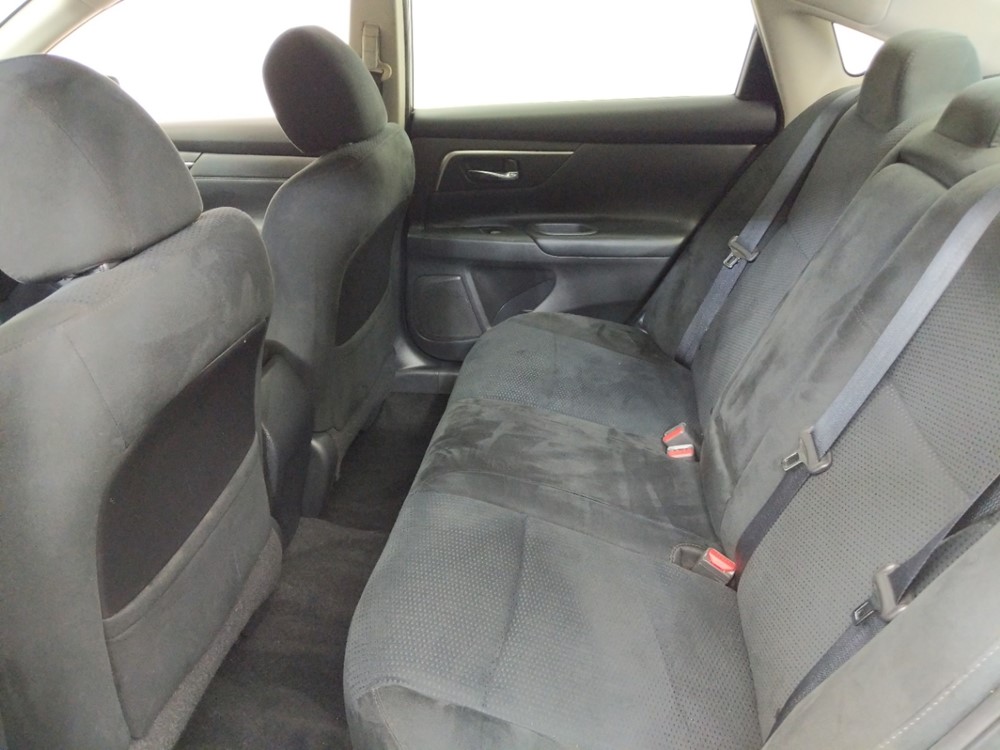 2015 Nissan Altima - Driver Rear Seat