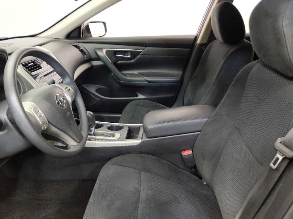 2015 Nissan Altima - Driver Front Seat