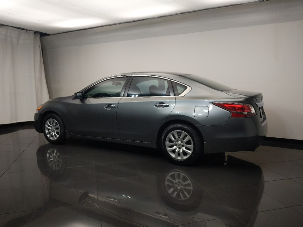 2015 Nissan Altima - Driver Rear Side