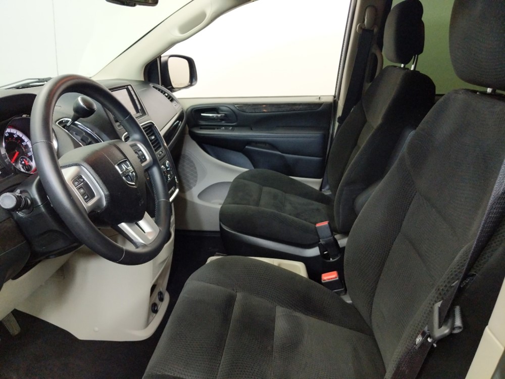 2016 Dodge Grand Caravan - Driver Front Seat