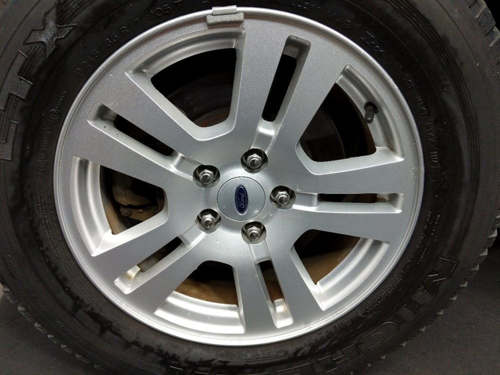 2010 Ford Edge - Wheel