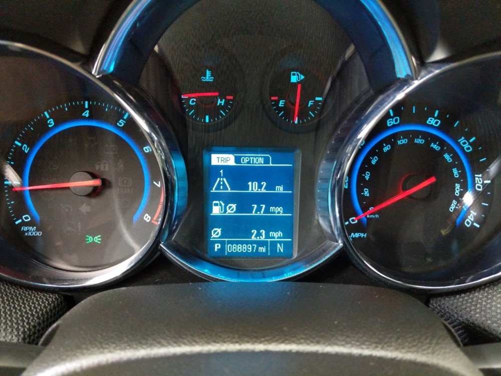2015 Chevrolet Cruze - Odometer Close Up