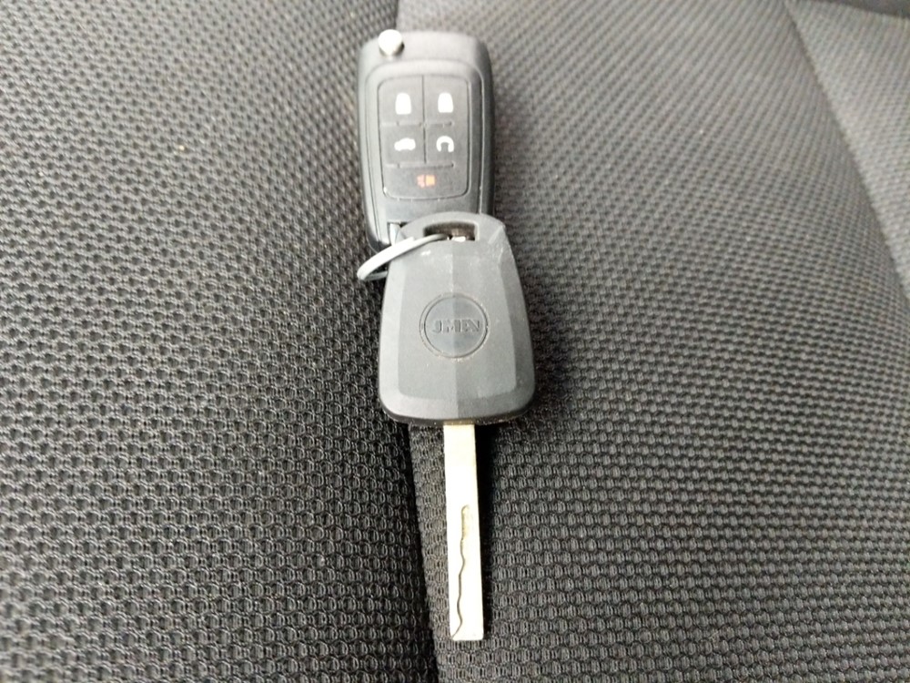 2015 Chevrolet Cruze - Keys