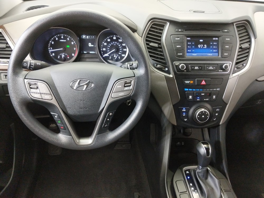 2017 Hyundai Santa Fe - Driver Dash
