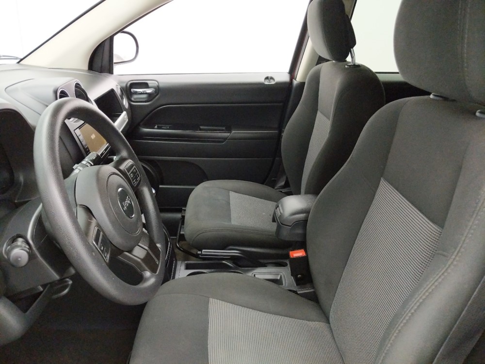 2016 Jeep Compass - Driver Front Seat