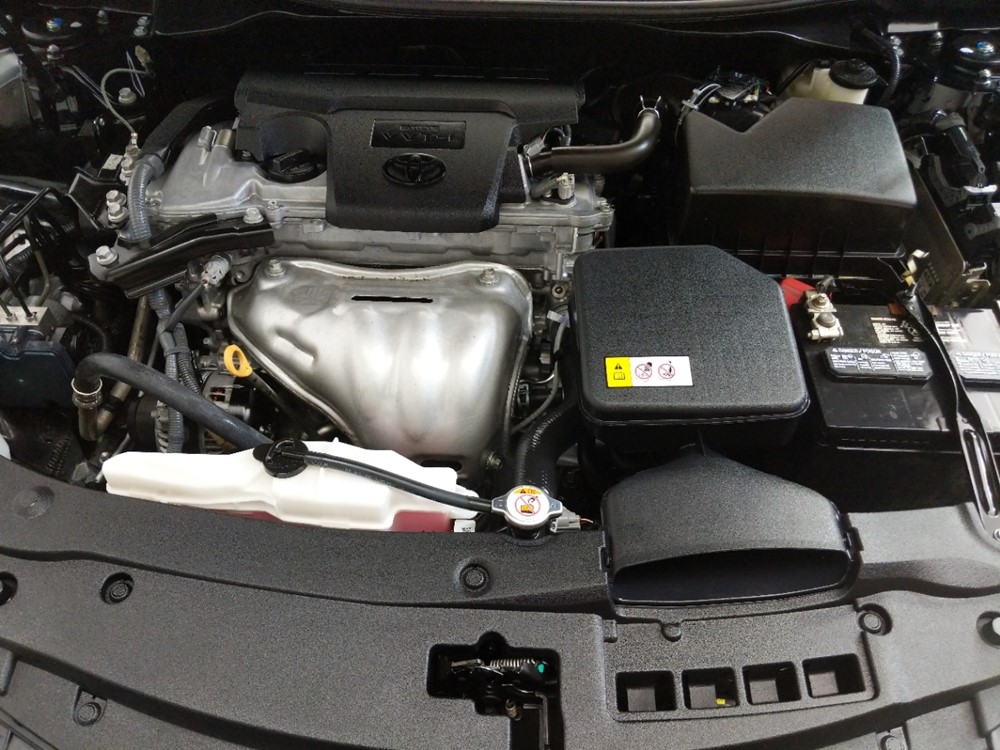2017 Toyota Camry - Engine