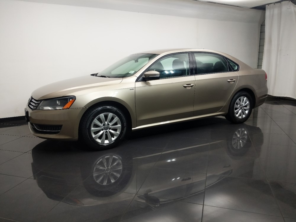 2015 Volkswagen Passat - Driver Front Side