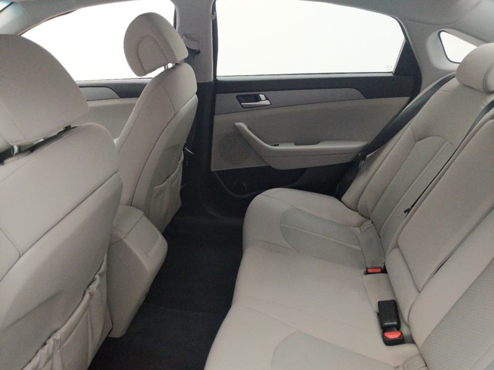 2015 Hyundai Sonata - Driver Rear Seat