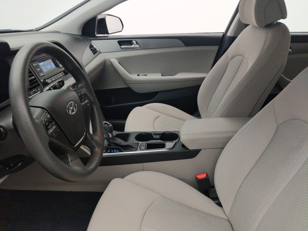 2015 Hyundai Sonata - Driver Front Seat