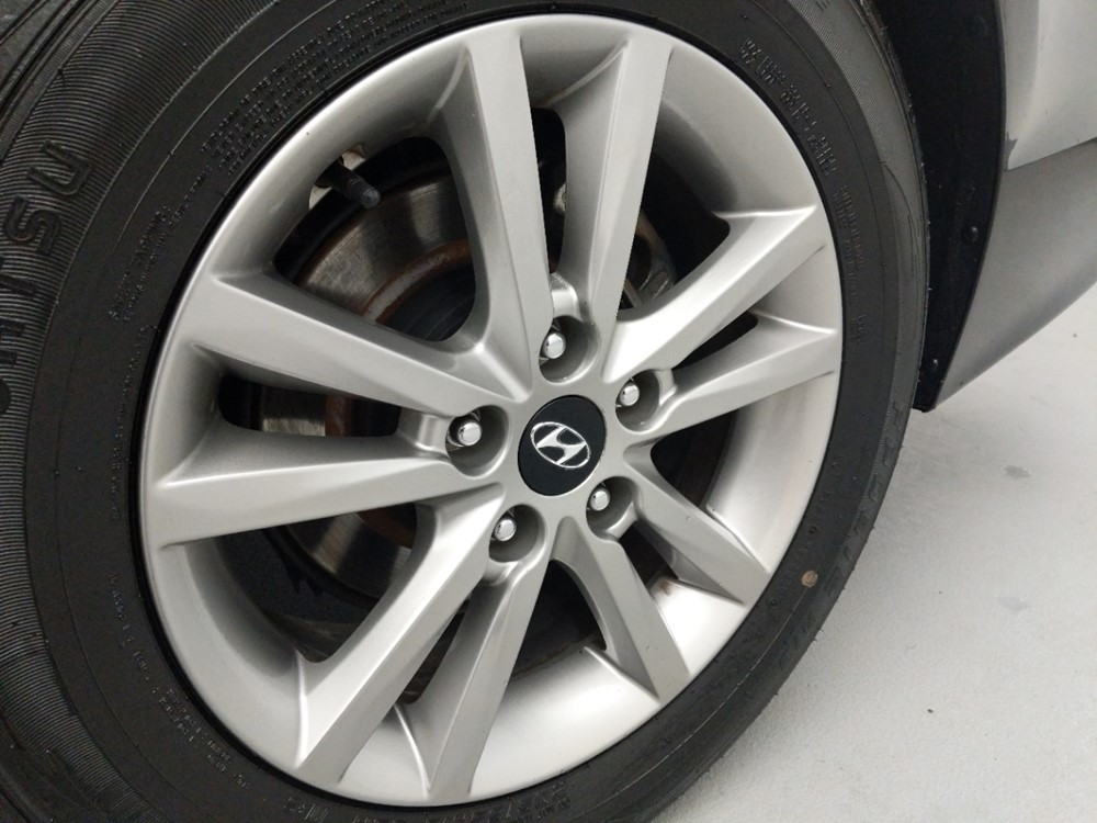 2015 Hyundai Sonata - Wheel