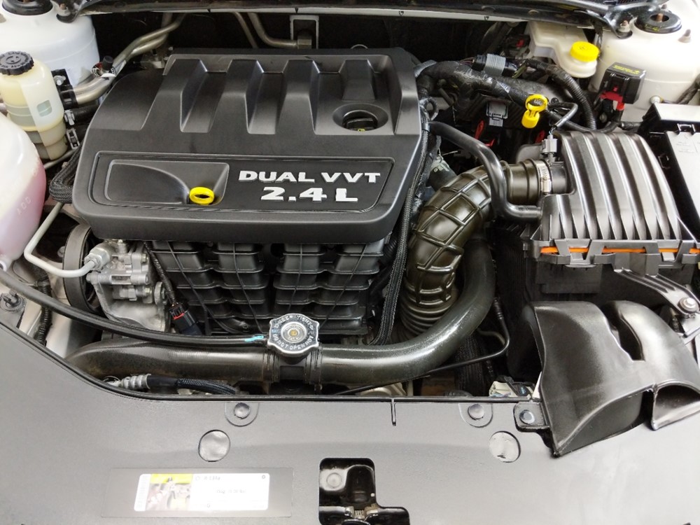 2014 Dodge Avenger - Engine