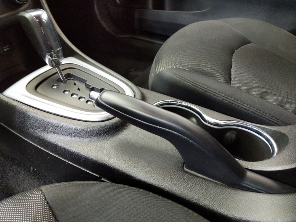 2014 Dodge Avenger - Center Console/Cup Holders