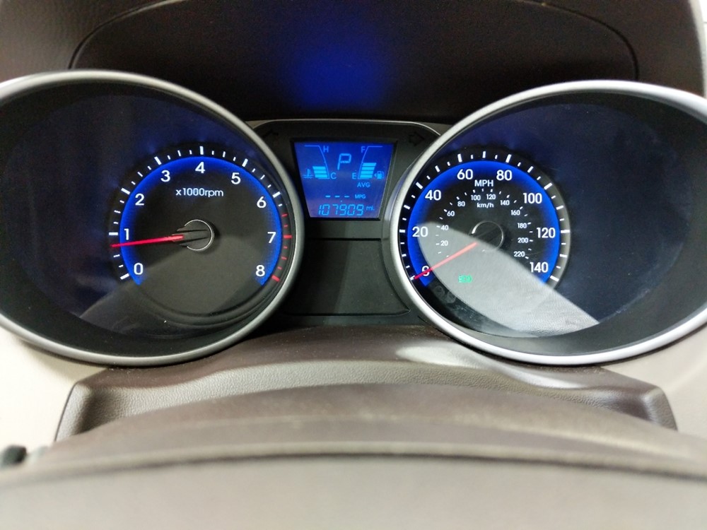 2012 Hyundai Tucson - Odometer Close Up