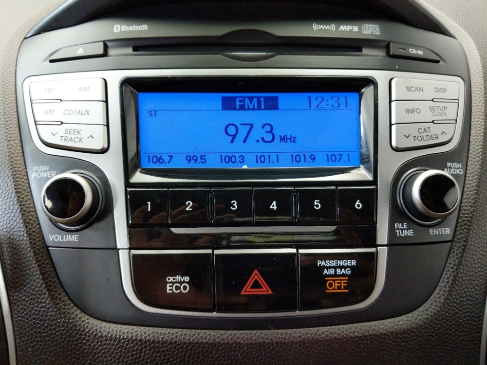 2012 Hyundai Tucson - Stereo Package