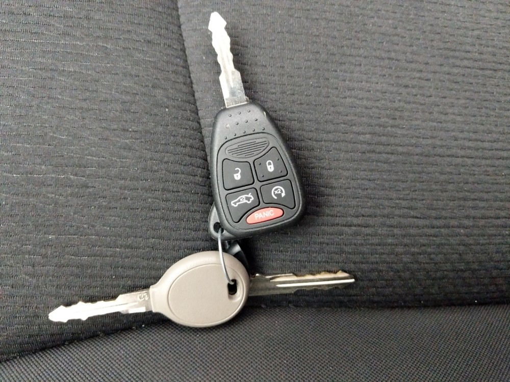 2013 Chrysler 200 - Keys
