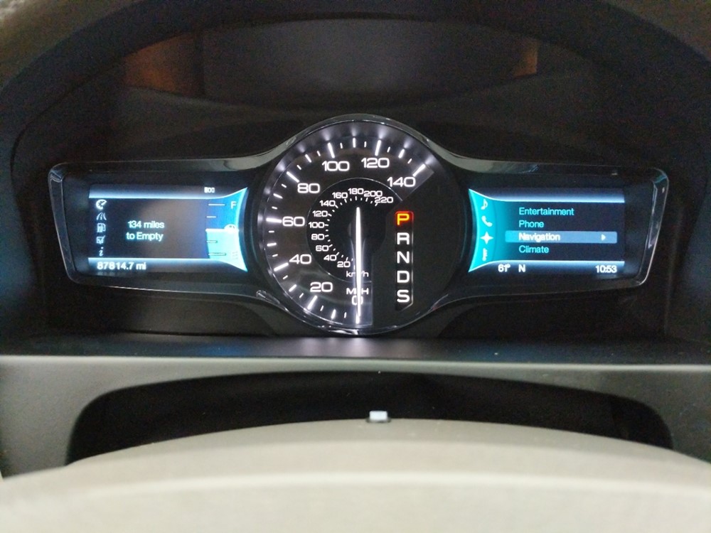 2013 Lincoln MKX - Odometer Close Up