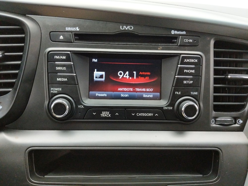 2013 Kia Optima - Stereo Package