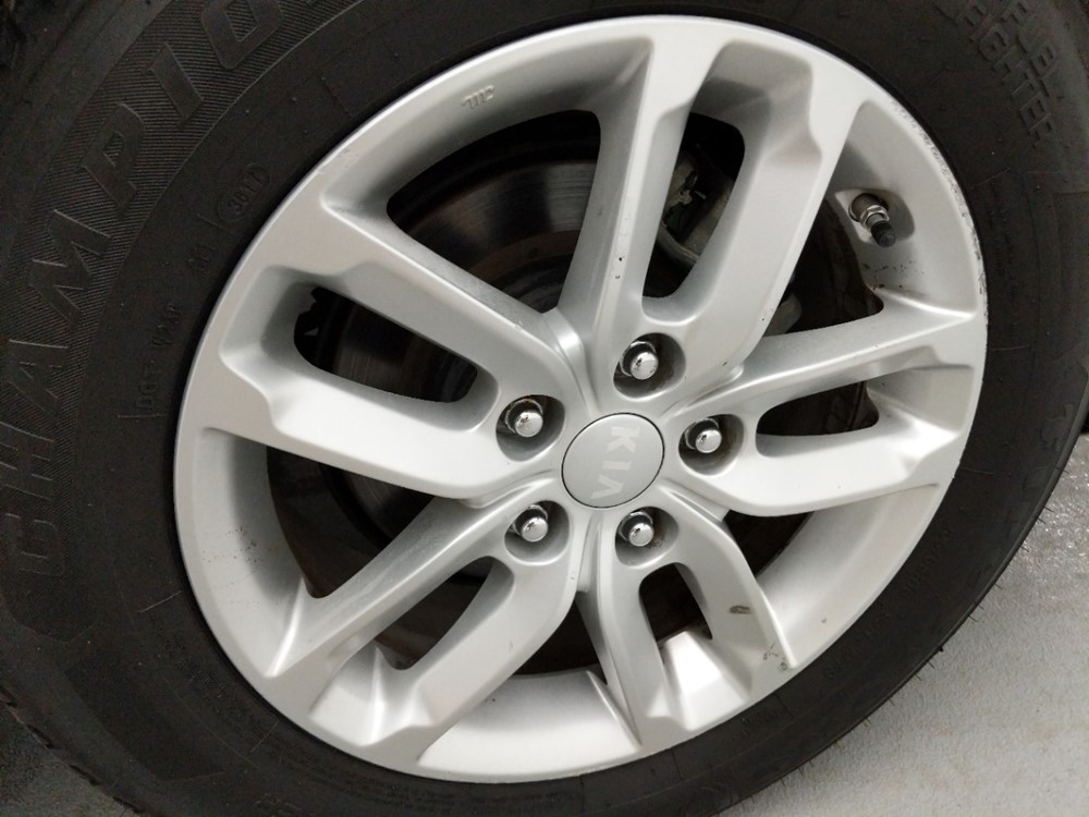 2013 Kia Optima - Wheel