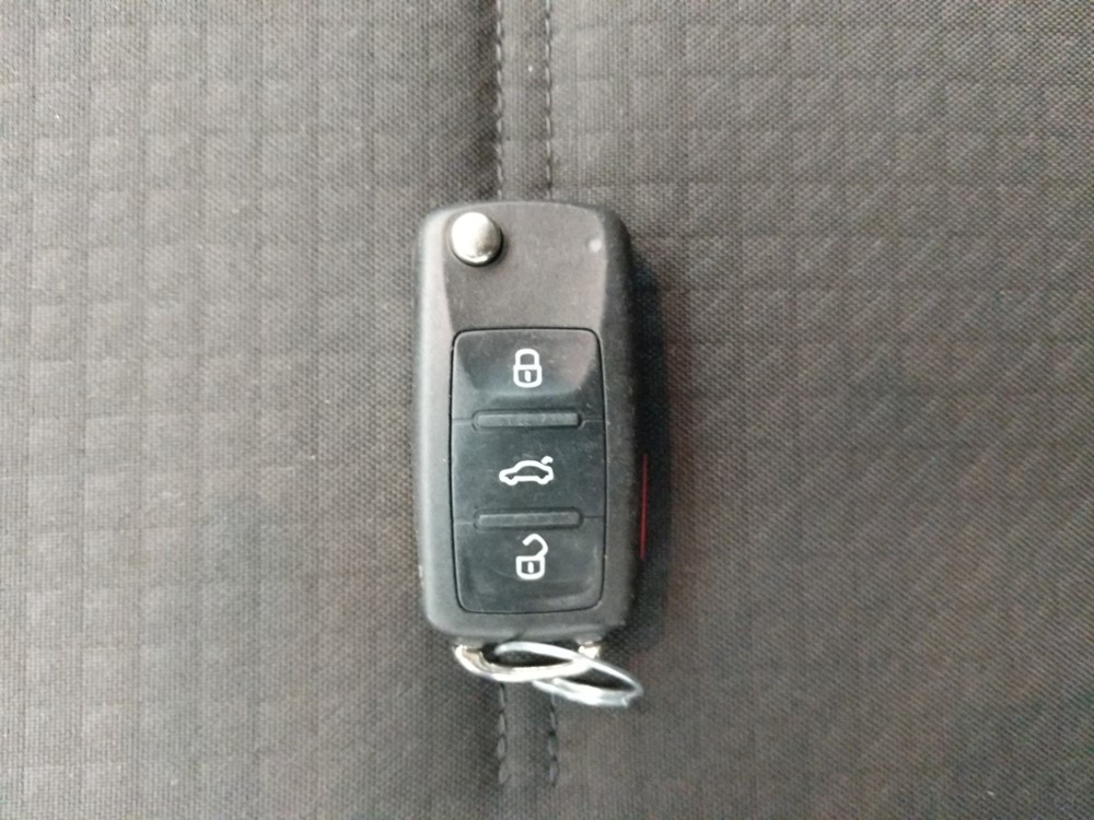2015 Volkswagen Jetta - Keys