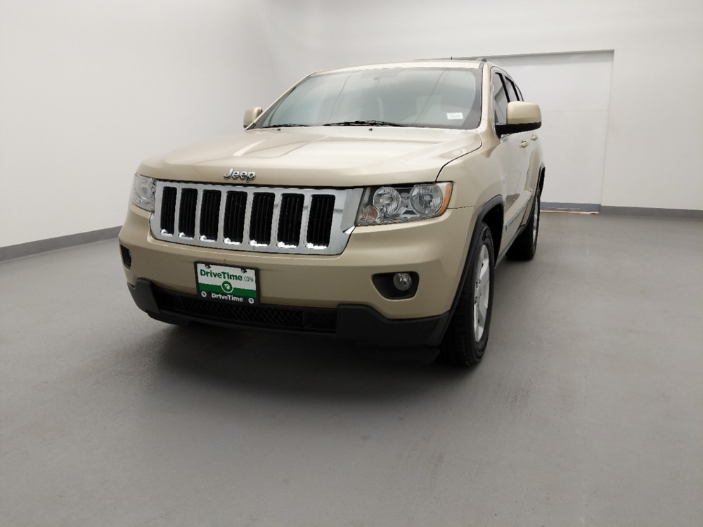 2011 Jeep Grand Cherokee - Driver Front Hood