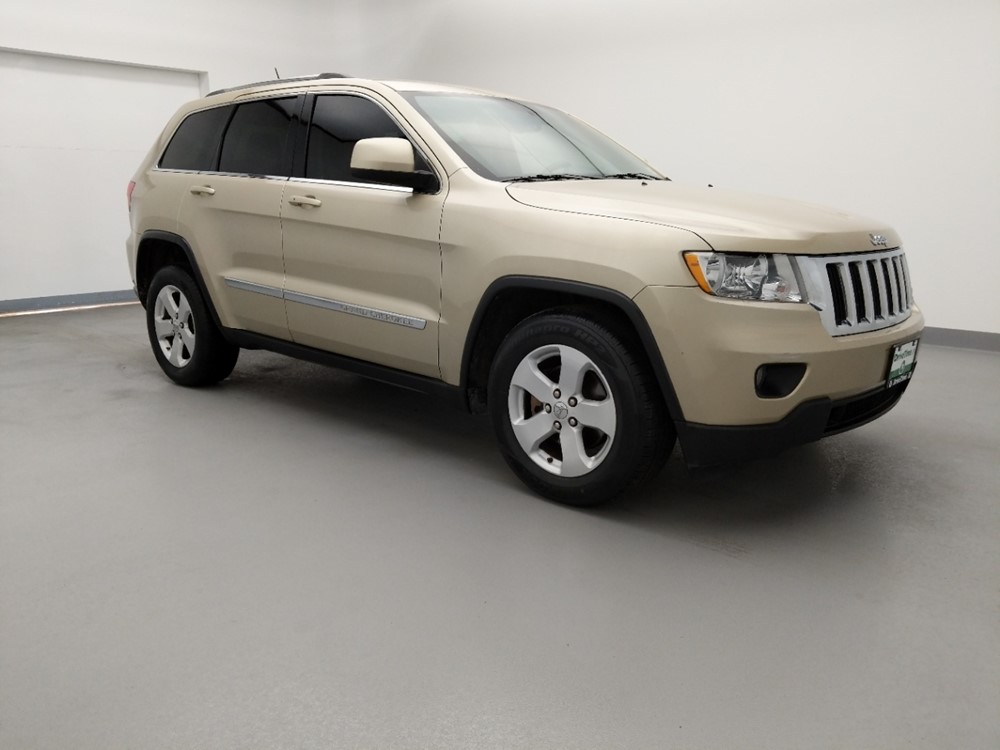 2011 Jeep Grand Cherokee - Passenger Front Side