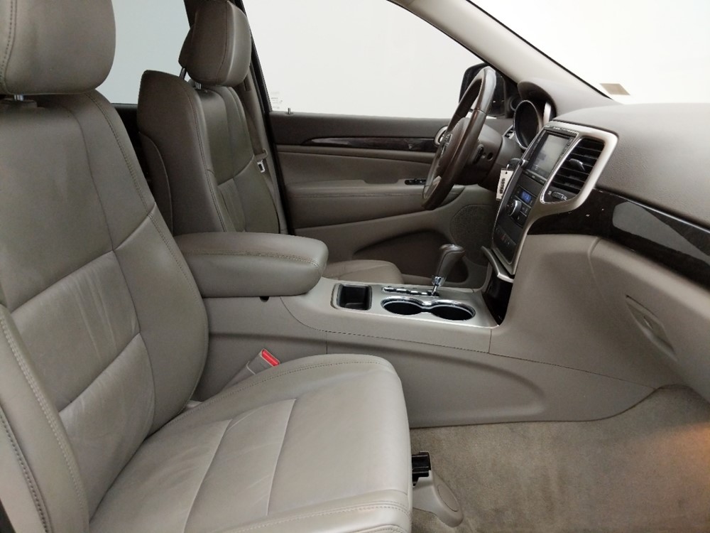 2011 Jeep Grand Cherokee - Passenger Front Seat