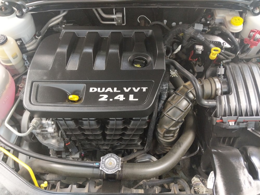 2014 Dodge Avenger - Engine