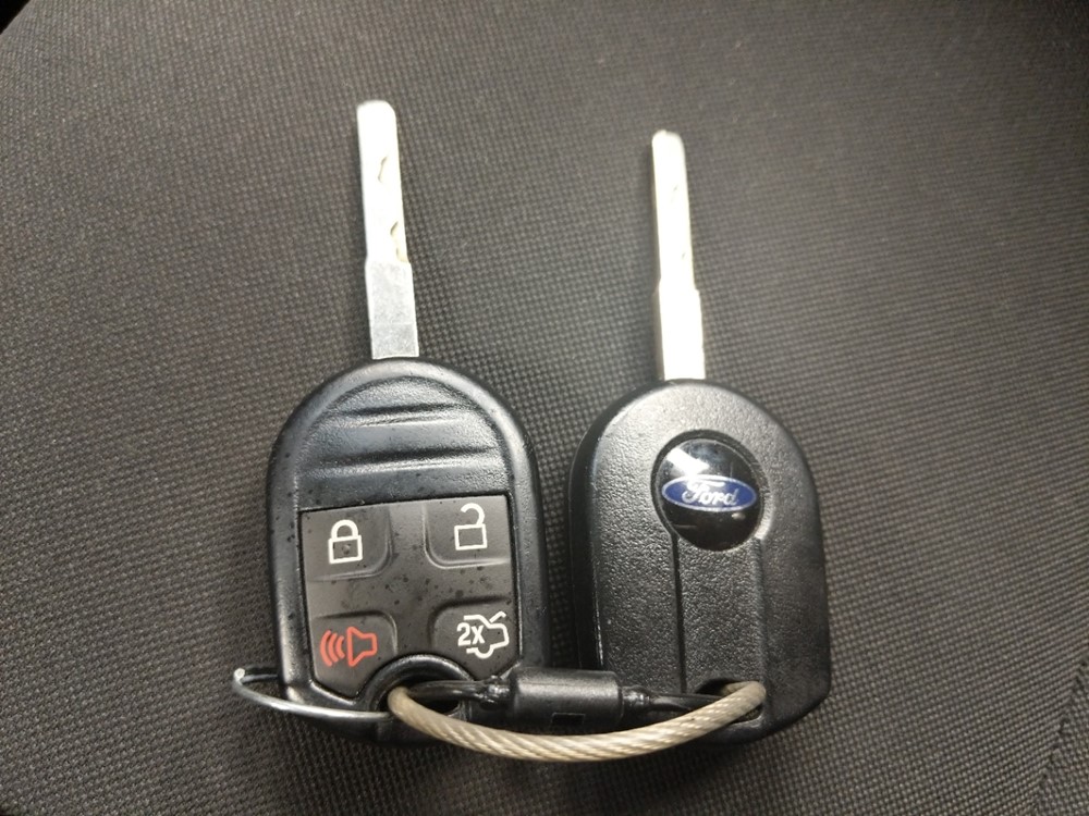2017 Ford Fiesta - Keys