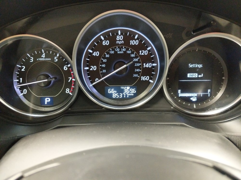 2014 Mazda Mazda6 - Odometer Close Up