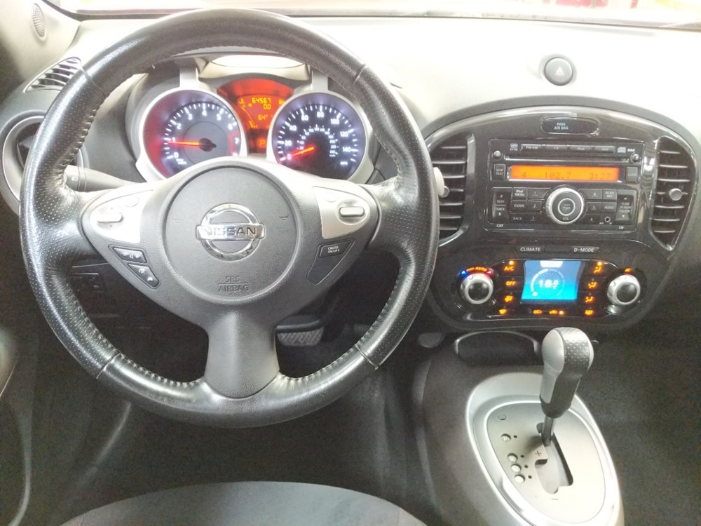 2013 Nissan JUKE - Driver Dash