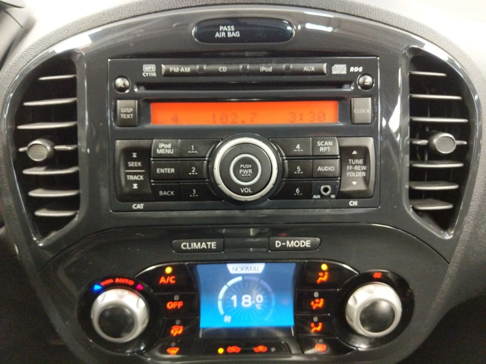2013 Nissan JUKE - Stereo Package