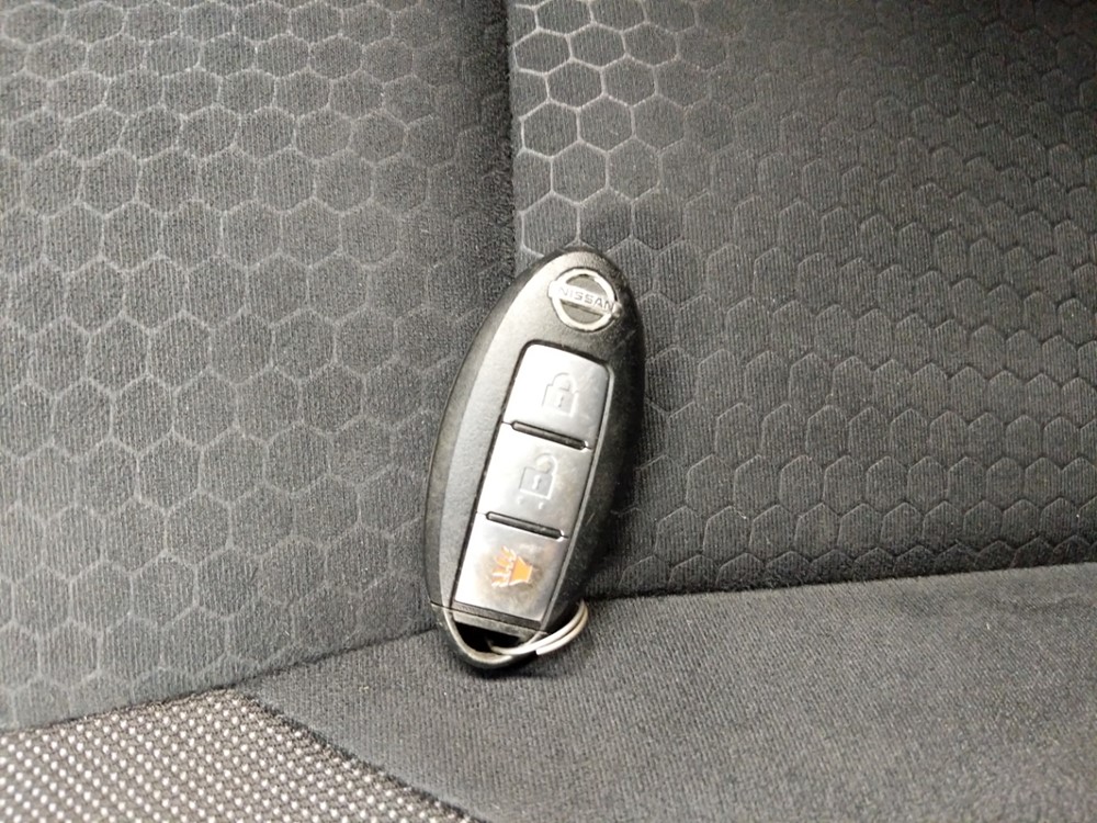 2013 Nissan JUKE - Keys