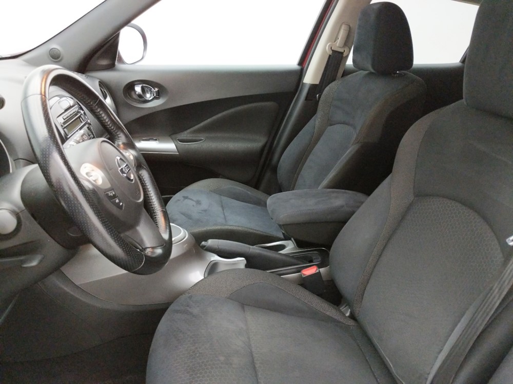2013 Nissan JUKE - Driver Front Seat