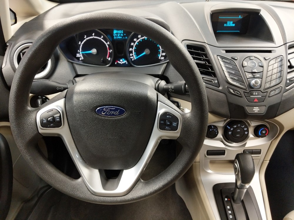 2017 Ford Fiesta - Driver Dash