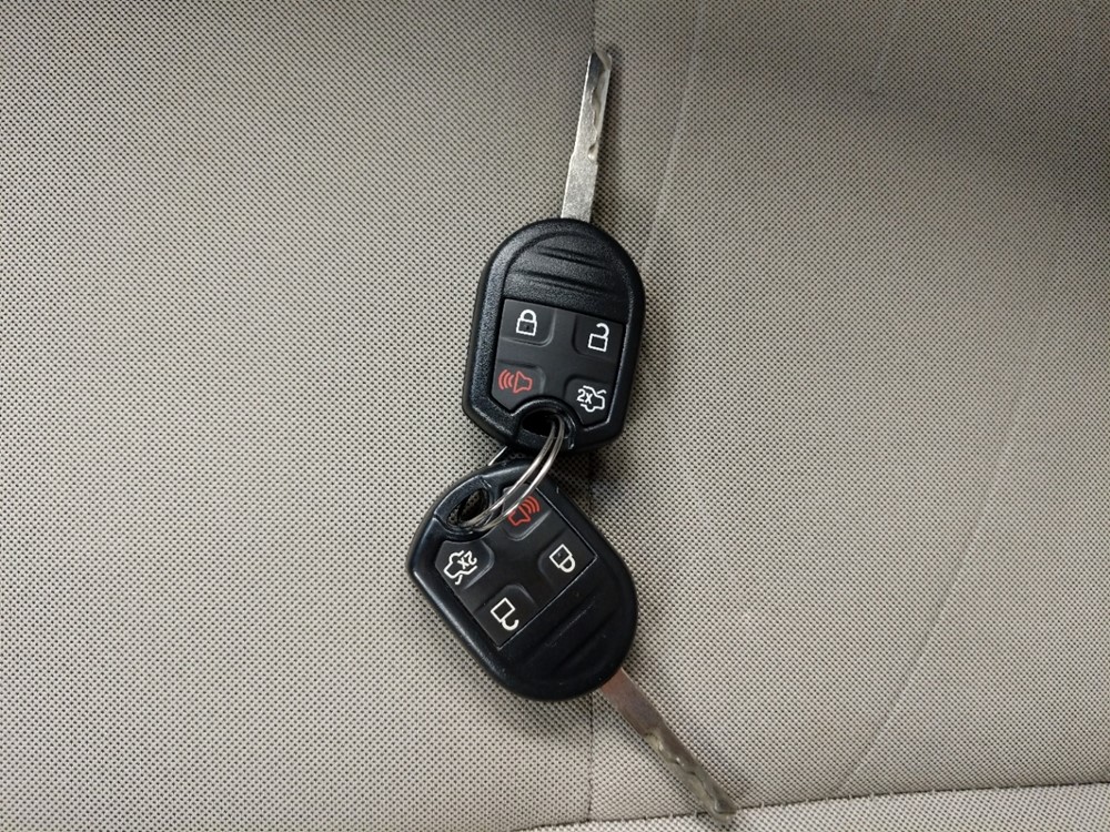 2017 Ford Fiesta - Keys