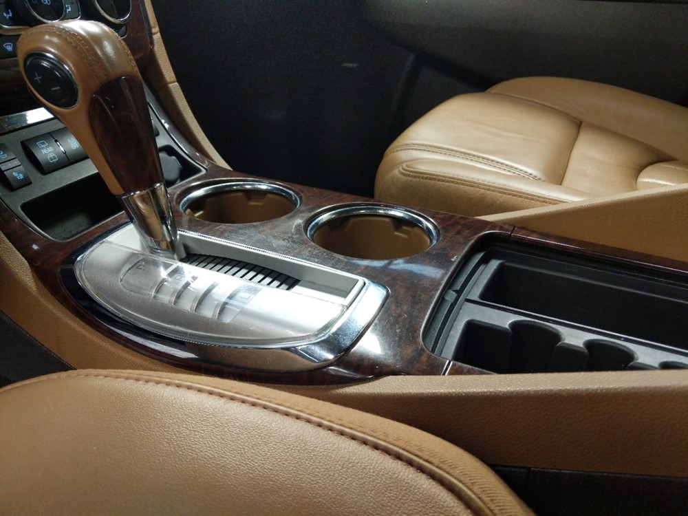 2013 Buick Enclave - Center Console/Cup Holders